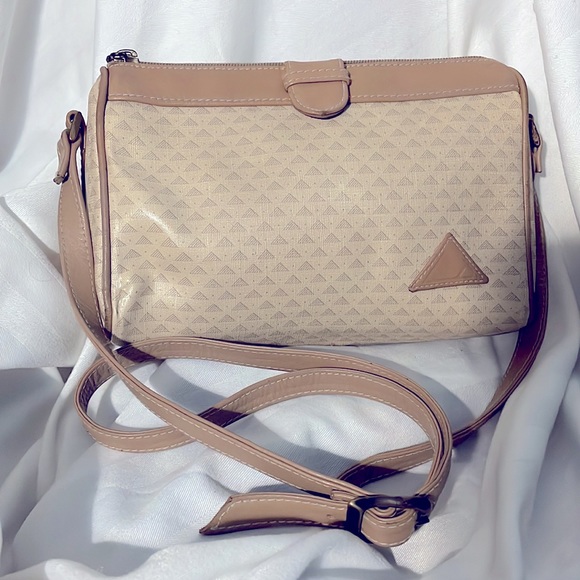 Vintage 80’s Liz Claiborne Genuine Leather Trim Purse - Picture 3 of 15